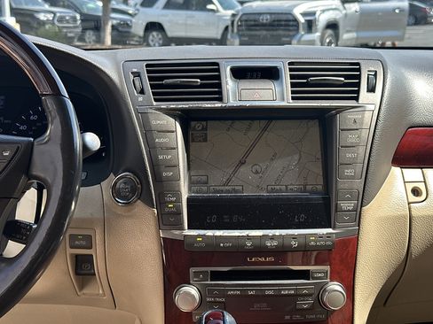 Used 2011 Lexus LS 460 AWD w/ Luxury Value Edition image 23