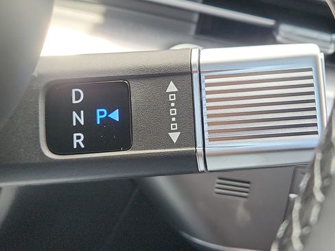 New 2026 Hyundai Kona SEL Premium FWD image 17