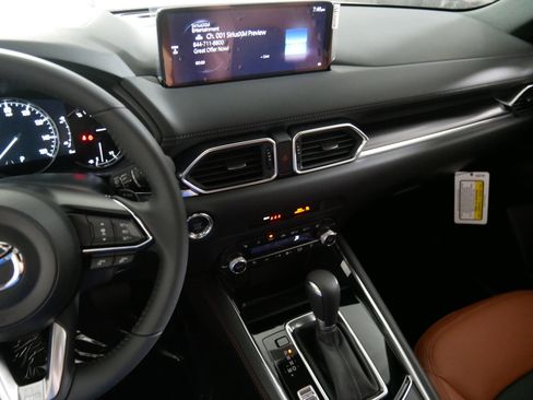 New 2025 MAZDA CX-5 Carbon Edition image 5