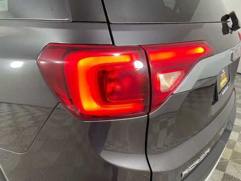 Certified 2017 GMC Acadia SLE image 19