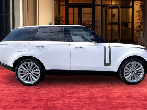 New 2026 Land Rover Range Rover SE AWD/4WD image 6