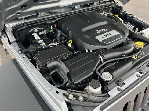 Used 2017 Jeep Wrangler Sport w/ Trailer Tow Group image 36