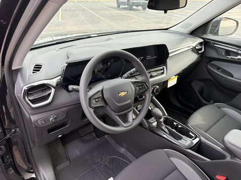 New 2026 Chevrolet TrailBlazer LT FWD image 12