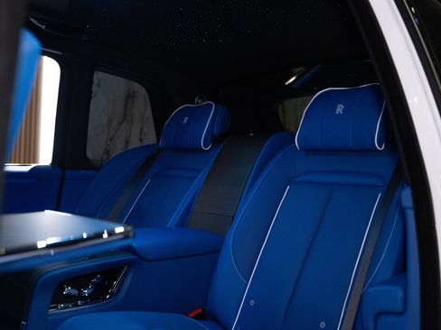 Used 2023 Rolls-Royce Cullinan AWD/4WD image 32