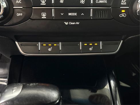 Used 2017 Kia Sorento SX AWD/4WD image 44