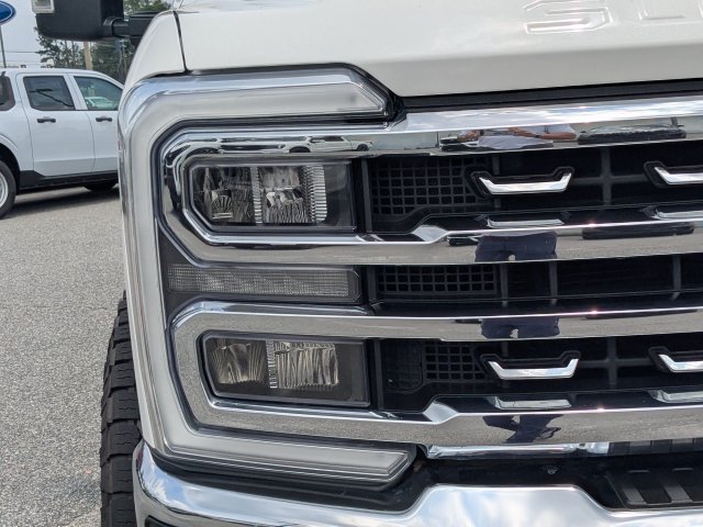 Used 2023 Ford F250 Lariat w/ Chrome Package AWD/4WD image 12