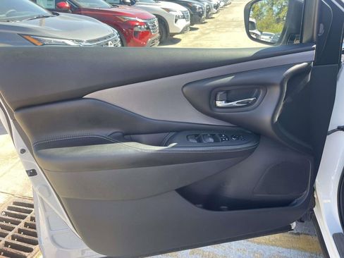 Used 2023 Nissan Murano SV w/ SV Midnight Edition Package image 19