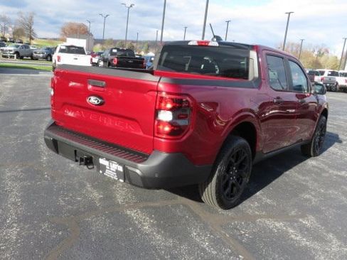 Used 2025 Ford Maverick XLT w/ Equipment Group 301A image 7