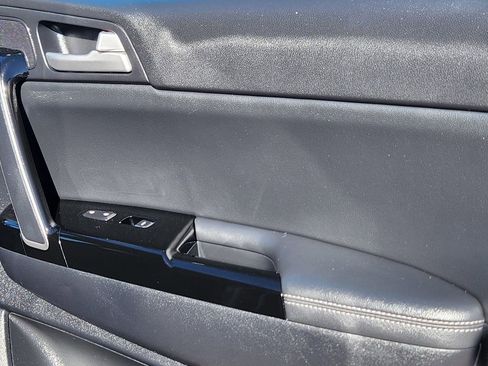 Used 2020 Kia Sportage EX image 20