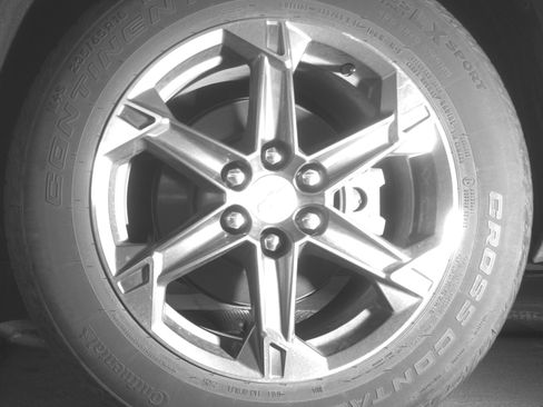 Used 2025 Chevrolet Blazer LT FWD image 14