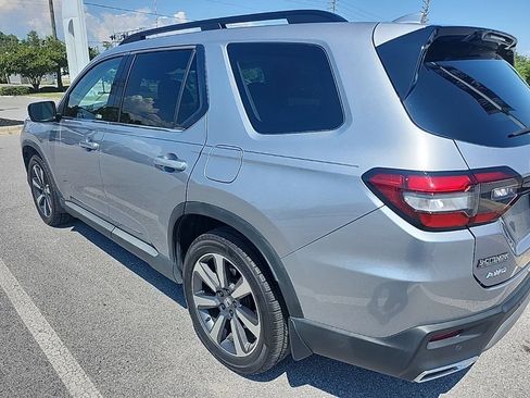 Used 2023 Honda Pilot Elite image 27
