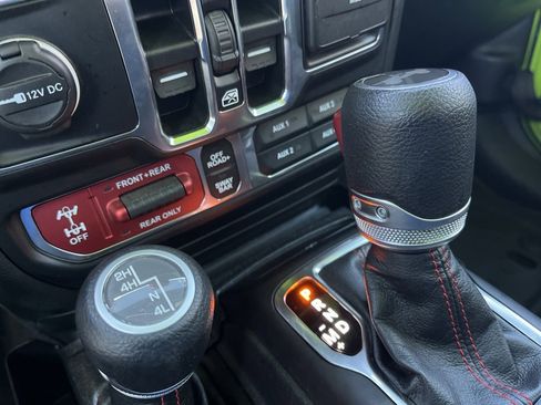 Used 2021 Jeep Wrangler Unlimited Rubicon image 21