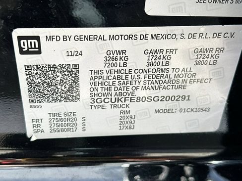 Used 2025 Chevrolet Silverado 1500 LT Trail Boss w/ LPO, Dark Essentials Package AWD/4WD image 39