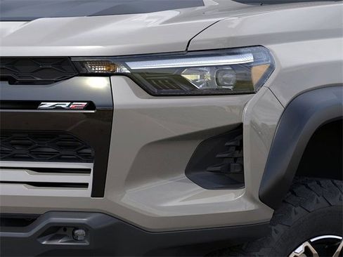 New 2026 Chevrolet Colorado ZR2 image 10