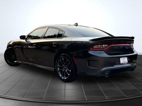 Used 2023 Dodge Charger R/T w/ Plus Group RWD image 8