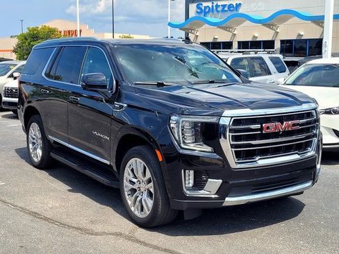 Used 2021 GMC Yukon SLT w/ SLT Luxury Plus Package image 2
