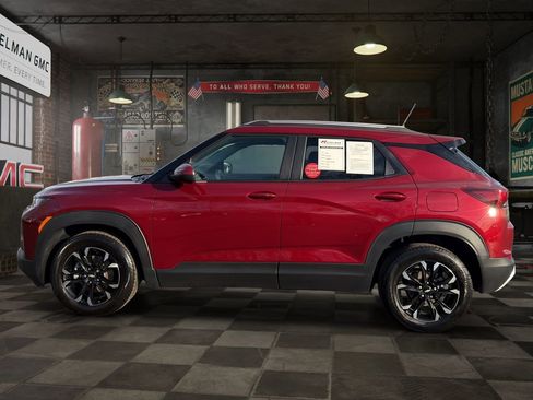 Certified 2023 Chevrolet TrailBlazer LT FWD image 4