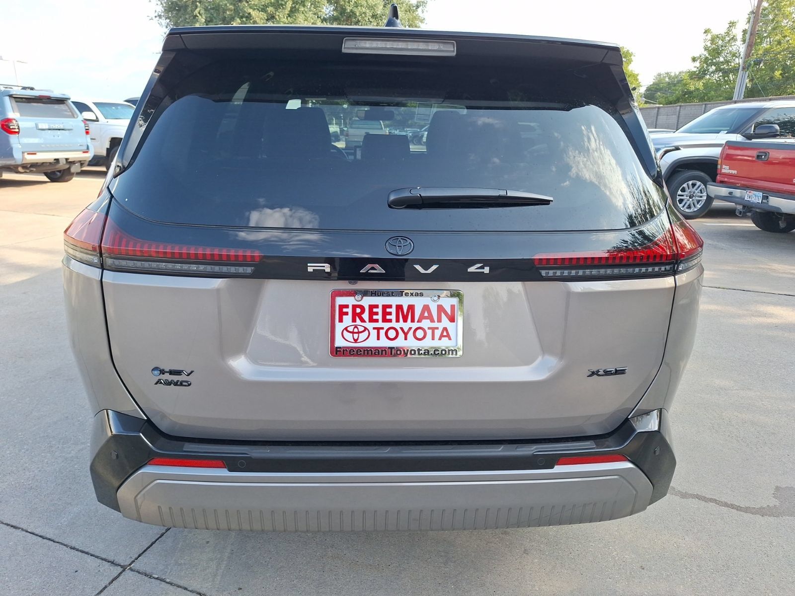 Used 2026 Toyota RAV4 XSE w/ Weather Package AWD/4WD image 5