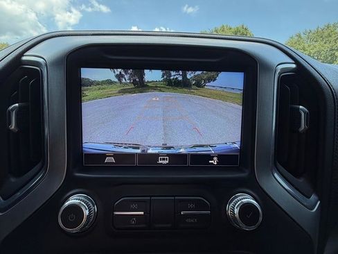 Used 2021 GMC Sierra 1500 SLT AWD/4WD image 29