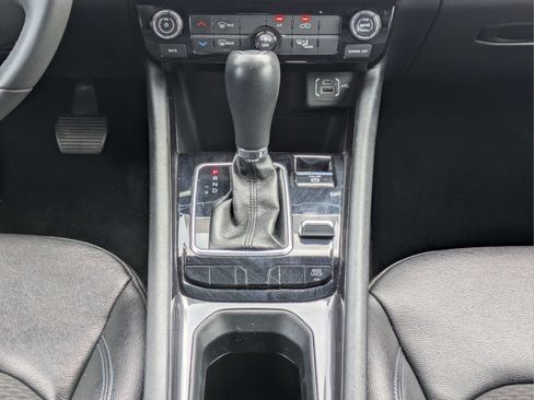 Used 2024 Jeep Compass Latitude AWD/4WD image 16