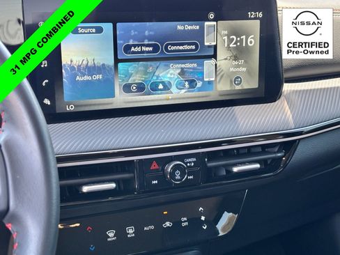 Certified 2025 Nissan Kicks SR FWD image 24