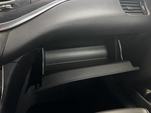 Used 2015 Chevrolet Impala LT FWD image 28