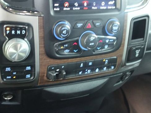 Used 2018 RAM 1500 Laramie AWD/4WD image 20