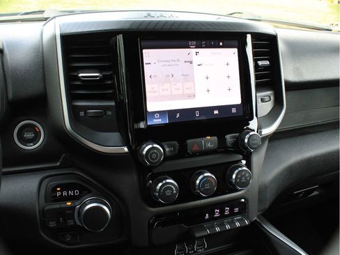 New 2026 RAM 1500 Express AWD/4WD image 21