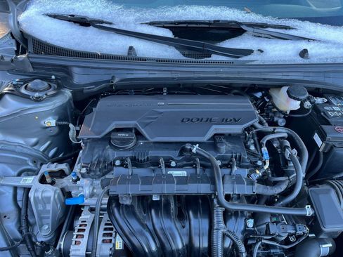 Used 2025 Kia K4 LXS image 31