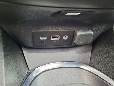 Used 2024 Chevrolet Malibu LT image 20