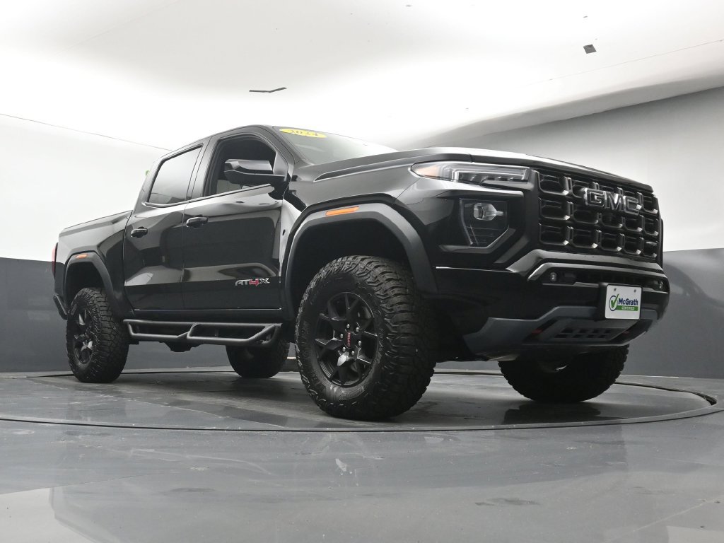 Used 2024 GMC Canyon AT4X AWD/4WD image 28