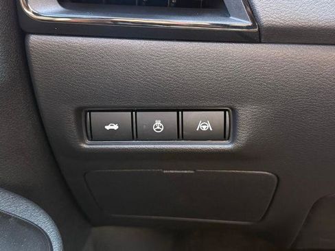 New 2026 Nissan Sentra SR w/ SR Premium Package image 25