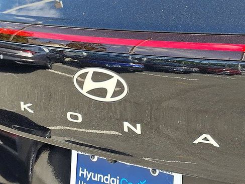 Certified 2024 Hyundai Kona SEL AWD/4WD image 23