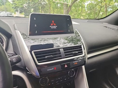 Used 2020 Mitsubishi Eclipse Cross AWD image 9