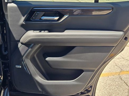 New 2026 GMC Yukon Elevation w/ LPO, Floor Liner Package AWD/4WD image 20