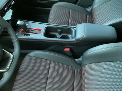 New 2026 Nissan Kicks SR image 33