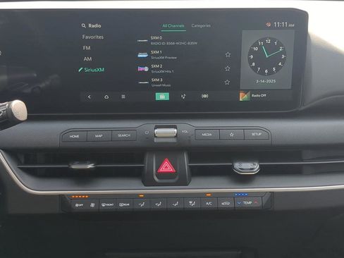 New 2025 Kia K4 LXS image 15