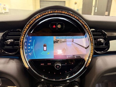 Used 2023 MINI Cooper S image 17