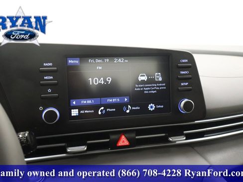 Used 2025 Hyundai Elantra Sport image 21