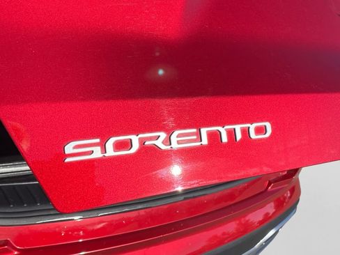 Certified 2023 Kia Sorento EX AWD/4WD image 30
