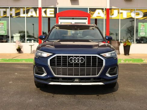 Used 2022 Audi Q3 2.0T Premium w/ Convenience Package AWD/4WD image 2