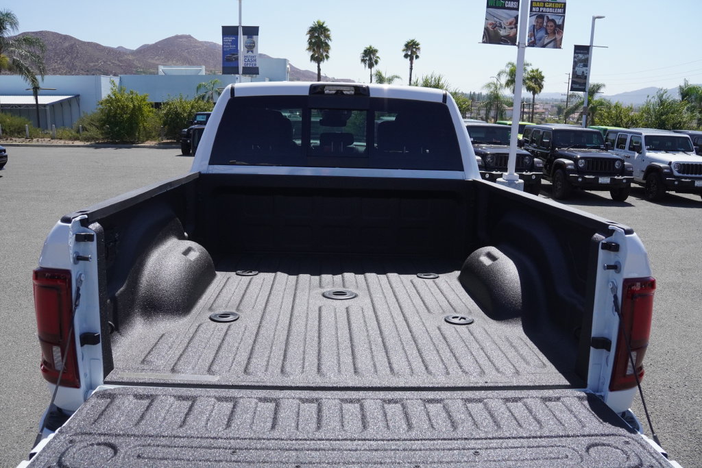New 2027 RAM 3500 Laramie AWD/4WD image 38
