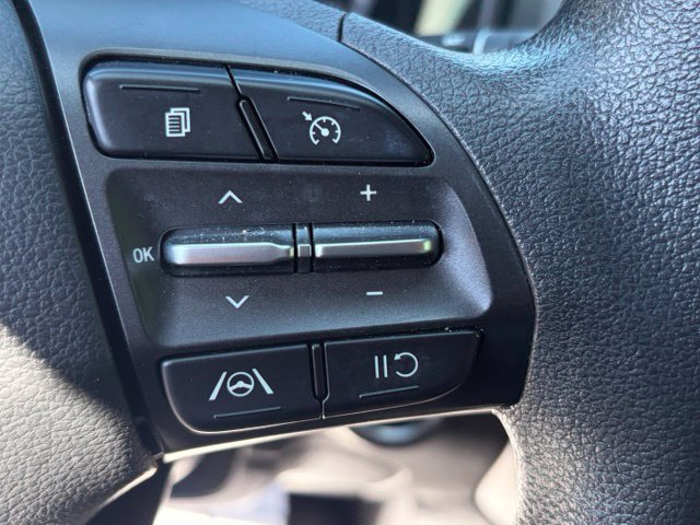 Used 2023 Hyundai Kona SEL AWD/4WD image 15