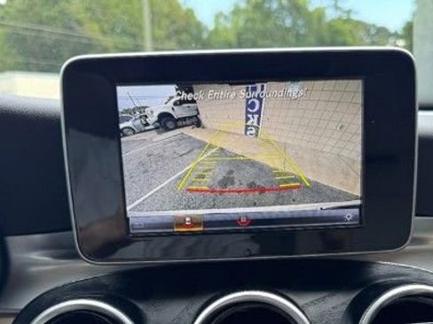 Used 2019 Mercedes-Benz GLC 300 GLC 300 w/ Premium Package image 5