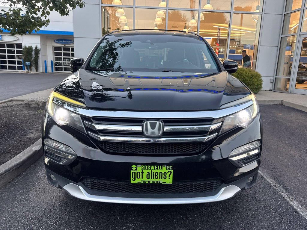 Used 2016 Honda Pilot Touring image 2