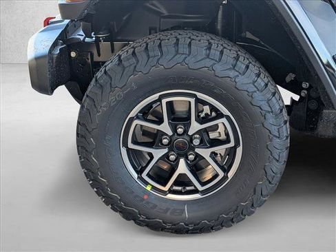 New 2026 Jeep Wrangler Unlimited Rubicon AWD/4WD image 10