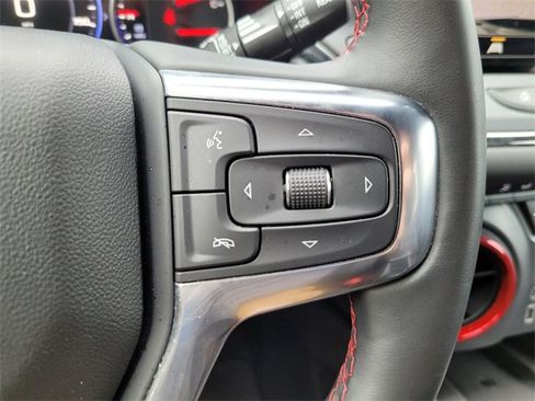 Used 2025 Chevrolet Blazer RS image 36