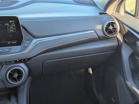 Used 2023 Chevrolet Blazer Premier w/ Enhanced Convenience Package image 17