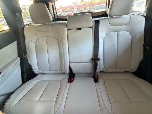 New 2026 Jeep Cherokee Limited image 25