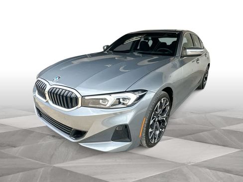 Used 2025 BMW 330i Sedan RWD image 1
